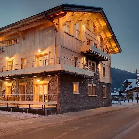 Chalet Hirondelle - By Emerald